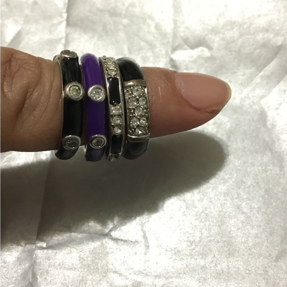 4 Rings - Picture 1 of 3
